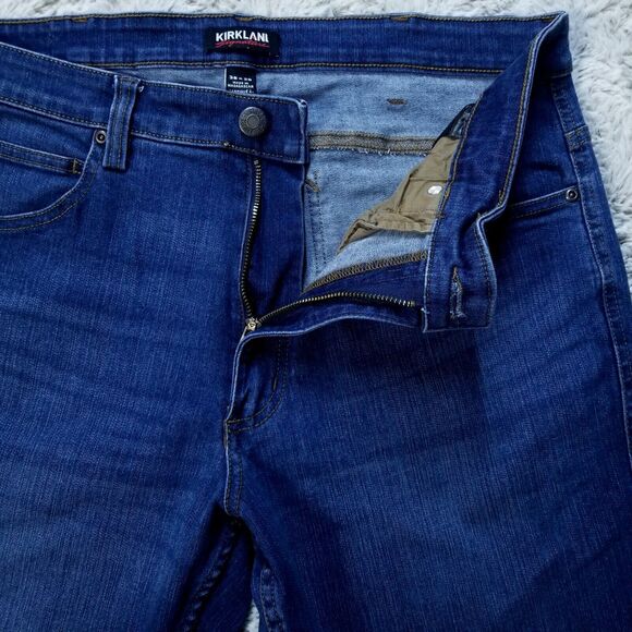 Kirkland Signature Jeans Mens Size 36x29 Blue Regular Straight Dark Wash Denim - Picture 7 of 10